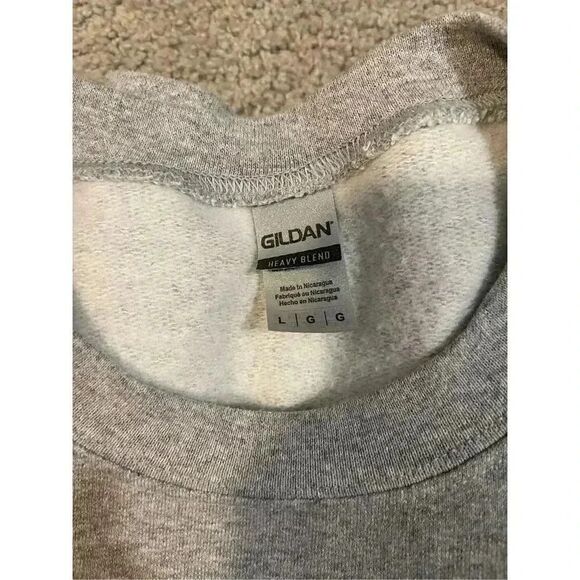 Preowned Santa Baby with baby footprints sweatshirt in size large! - Picture 4 of 4